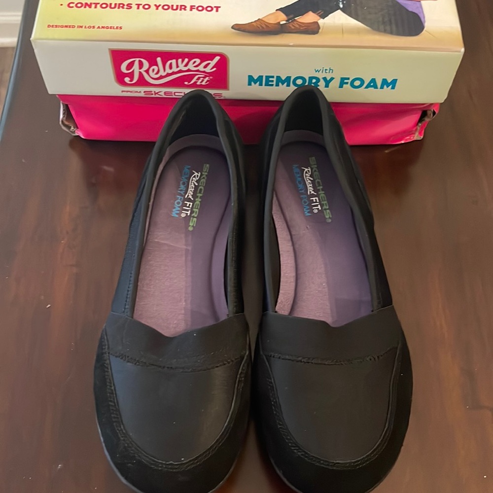 New in box size 8 black slip on shoes memory foam